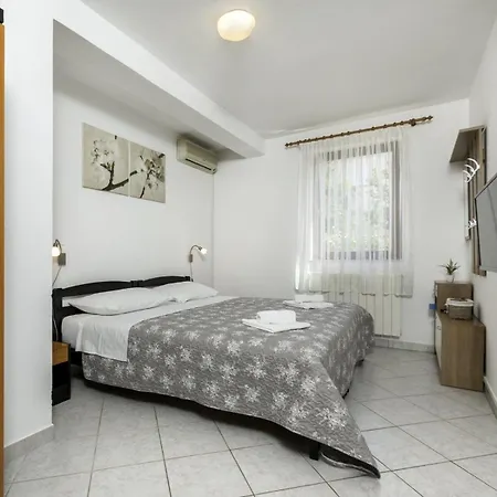 Fuer 2 Personen Ca 28 Qm In Fazana, Istrien Istrische Riviera Apartment Fazana