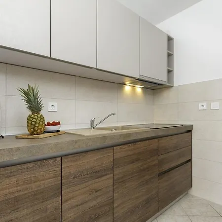 Fuer 2 Personen Ca 28 Qm In Fazana, Istrien Istrische Riviera Apartment *
